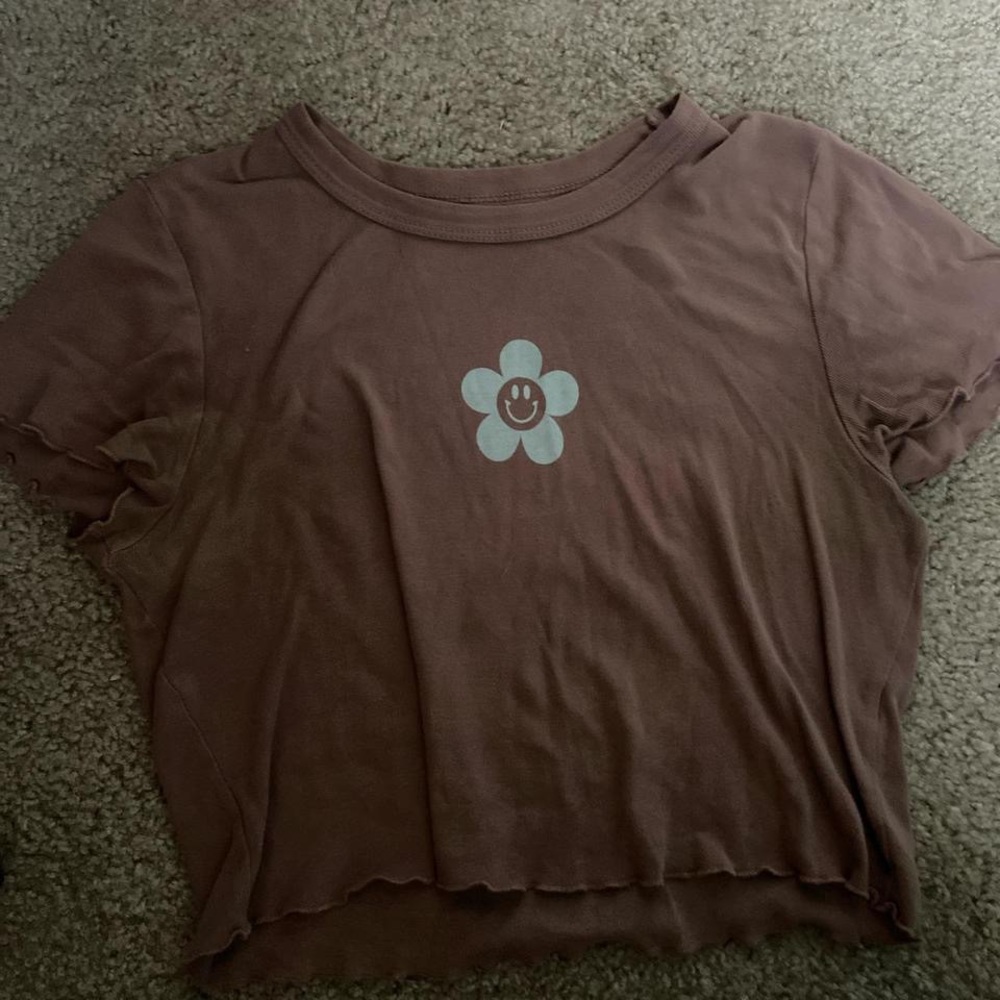 Baby tee/cropped shirt. Cute ruffled ends on sleeves and end of shirt